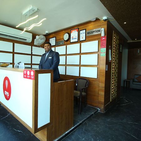 Oyo 8992 Hotel Kyra Ahmadábád Kültér fotó