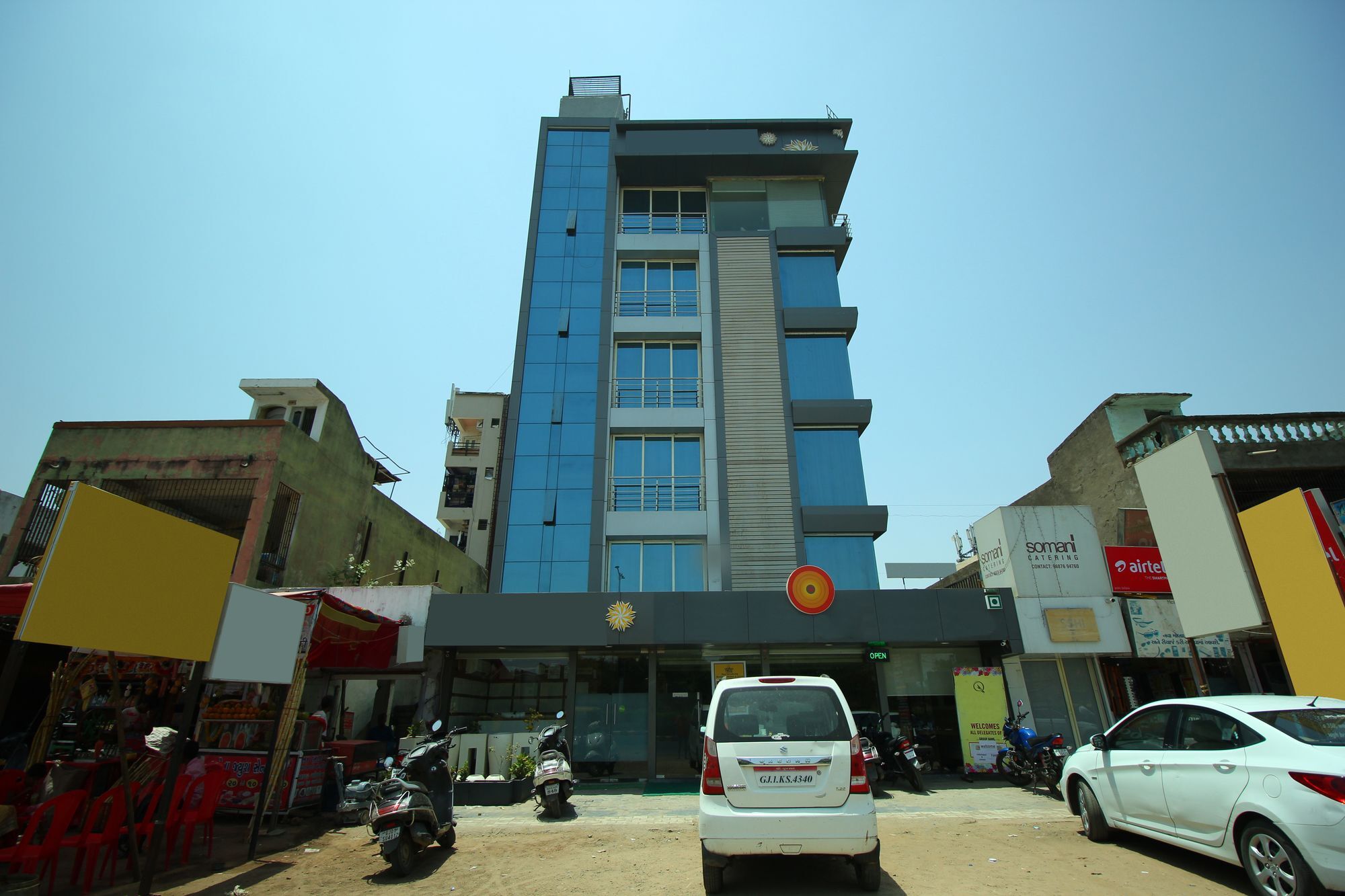 Oyo 8992 Hotel Kyra Ahmadábád Kültér fotó